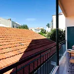 My Graça Flat with Balcony | Lisbon Apartamento *